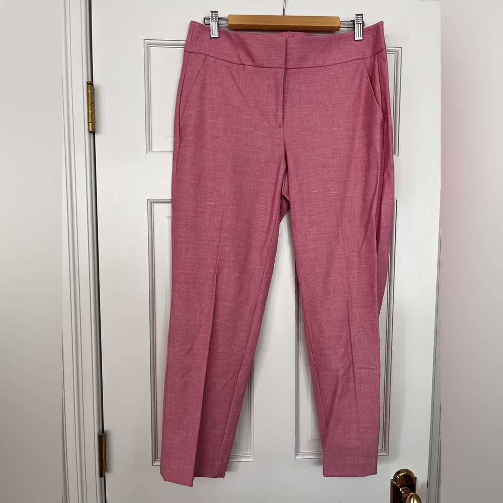 NWT Ann Taylor Loft, cropped pink Julie pants in size 6
